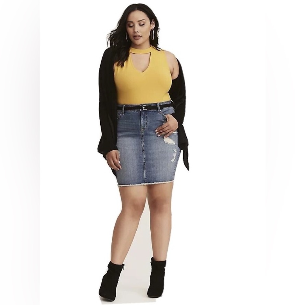 TORRID Distressed Frayed Hem Denim Mini Skirt